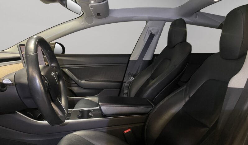 
								2019 Tesla Model 3 full									