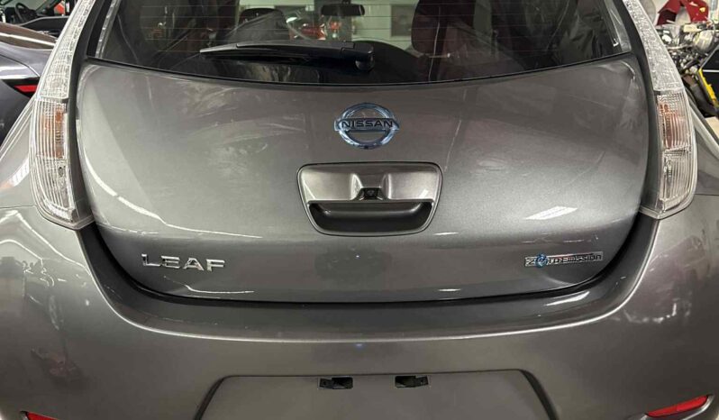 
								New 2014 Nissan Leaf full									