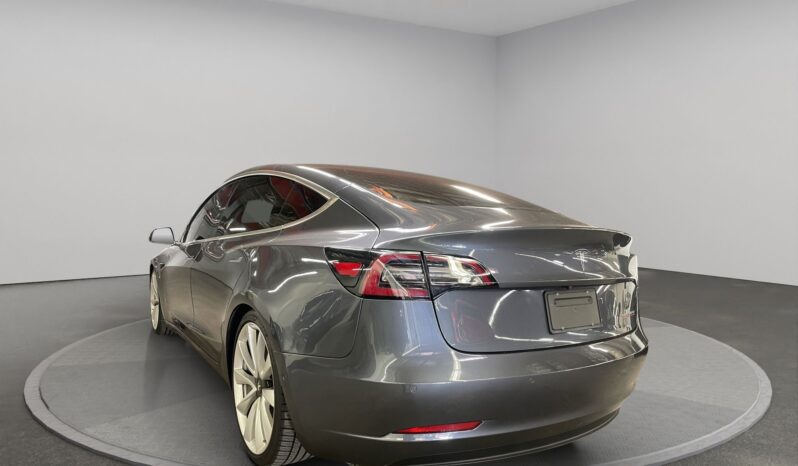 
								2019 Tesla Model 3 full									