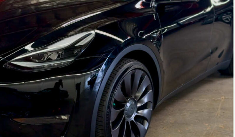 
								2023 Tesla Model Y full									